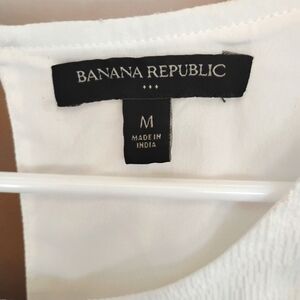 Banana Republic Classic White Blouse
